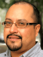 Matt Aguilar Headshot